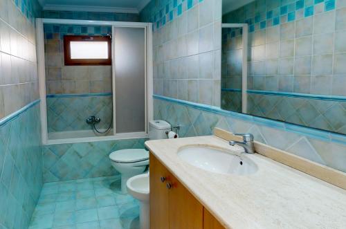 Apartamento Playa Grande Dénia en primera línea de playa con piscina y gran terraza by Family Homes