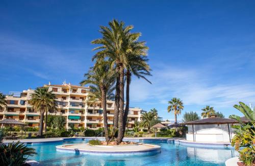 Apartamento Playa Grande Dénia en primera línea de playa con piscina y gran terraza by Family Homes