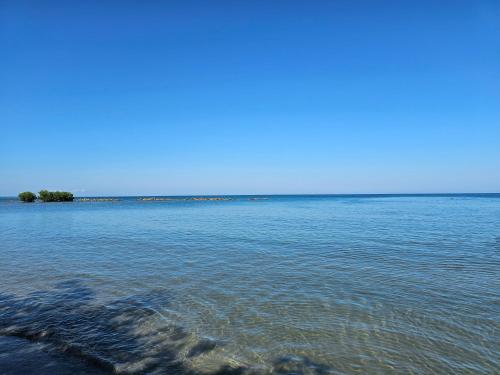 a view of a large body of water at Yellow beach & rest II in Coveñas