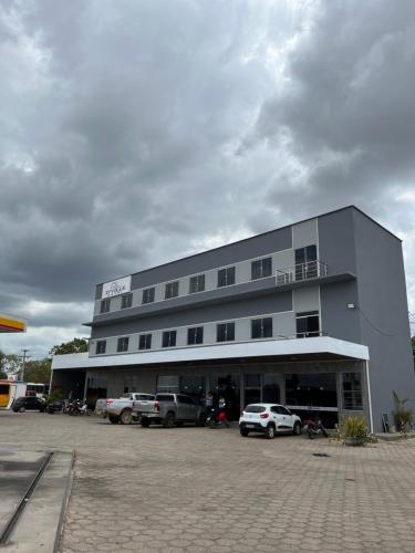 D’VILLE HOTEL