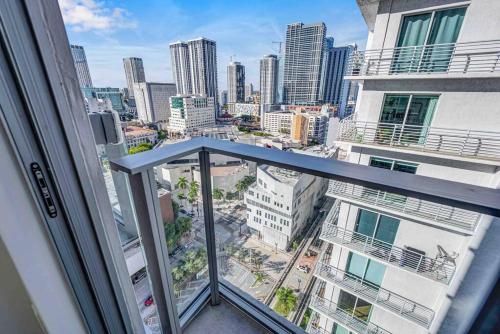 Breathtaking studio in the Heart Miami photo 32