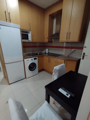 Nhà bếp/bếp nhỏ tại Aparsol Apartments