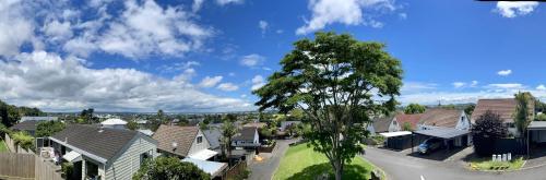 Gallery image of Family home ! Live on the mountain, Mt Wellington special! in Auckland