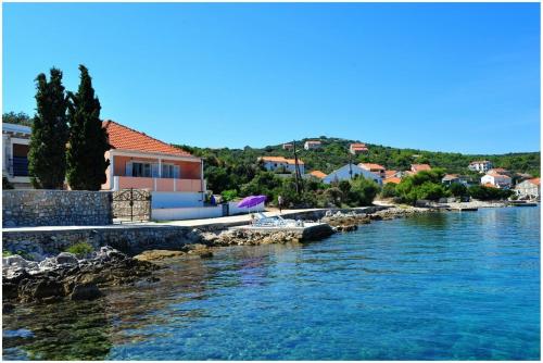 Family friendly seaside apartments Iz, Iz - 22025