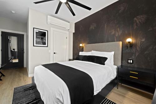 Ένα ή περισσότερα κρεβάτια σε δωμάτιο στο Hotel Zindel