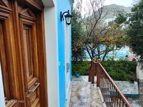 Πισίνα στο ή κοντά στο Giannis Gerakios apartments by climbing house