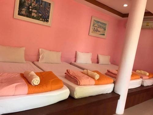 Postel nebo postele na pokoji v ubytování Ozone Chomdao Resort