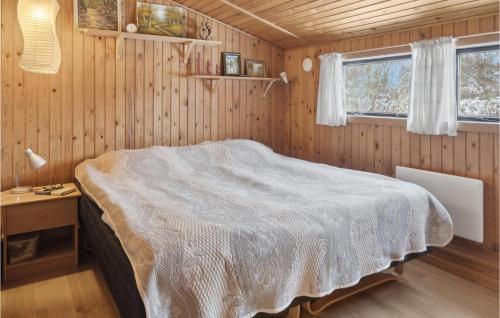מיטה או מיטות בחדר ב-3 Bedroom Nice Home In Bog By