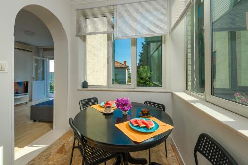 Garden Apartment – Photos 3