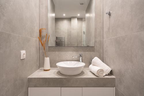 Luxurious Apartment In the Heart of Athens