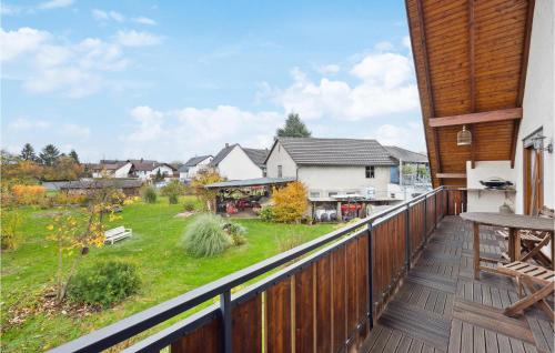 Κήπος έξω από το Lovely Apartment In Kehl-Bodersweier
