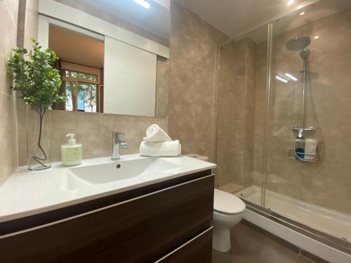 Cosy Urban Oasis 1BD in Poble Sec By MyRentalHost