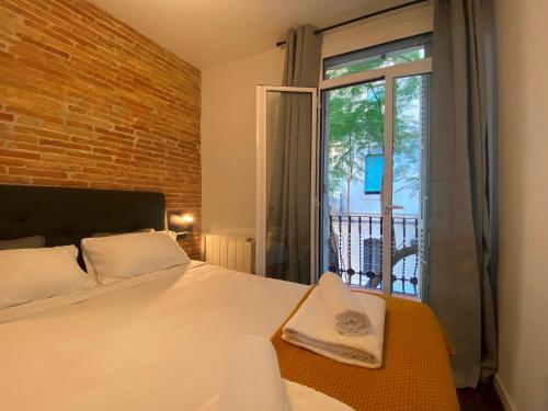 Cosy Urban Oasis 1BD in Poble Sec By MyRentalHost