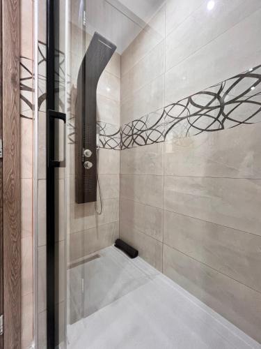 Green House near Athens Center
