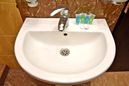 Panorama hotel on Baghramyan avenueにあるバスルーム