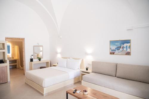 The Beauty of Oia