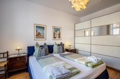Katil atau katil-katil dalam bilik di Haus Übersee Wohnung Fidji
