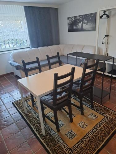 STUDIO Apartment, 34sqm, 1-2 guests, free parking & self check-in