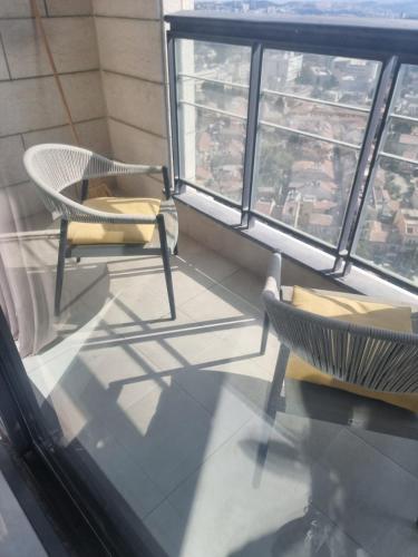 Χώρος καθιστικού στο JTower Royal Suites - Alefimmoed