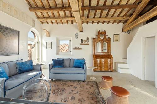 Casa Adriana, a Burghesius home