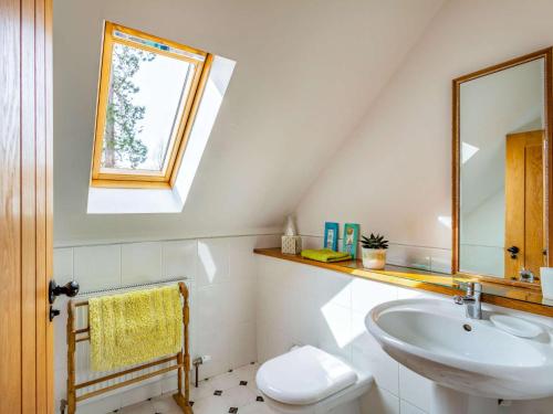 a bathroom with a sink and a mirror at 3 Bed in Huntly 57368 in Insch