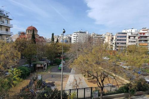 Lovely 2 bedroom apartment near the Acropolis