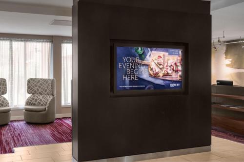 Χώρος καθιστικού στο Courtyard by Marriott Mahwah