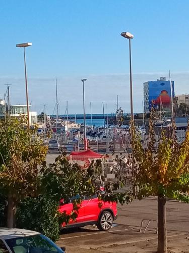 MER indigo & FLAMANTS Roses vue mer 5mn plage et parc des expositions Arena aeroport