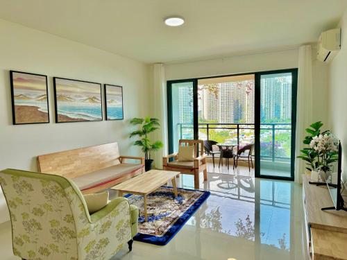 Ruang duduk di Seaview Serenity @ Forest City by R9 Homestay