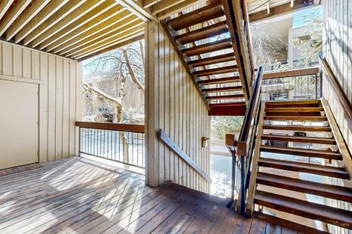 SunRiver E102 – Photos 3