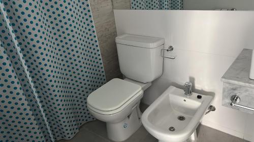 Et badeværelse på Al Mar Torres del Este - Monte H del Este