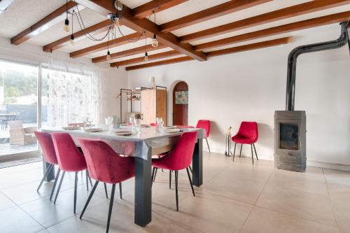 Photo de la galerie de l'établissement Maison pour 4 avec spa et terrasse, à Saint-Jean-de-Monts