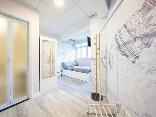 Pillows CoLiving tesisinde bir banyo