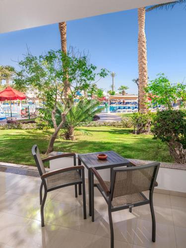 Bazén v ubytování Sultan Gardens Resort Sharm El Sheikh - Ultra All Inclusive nebo v jeho okolí