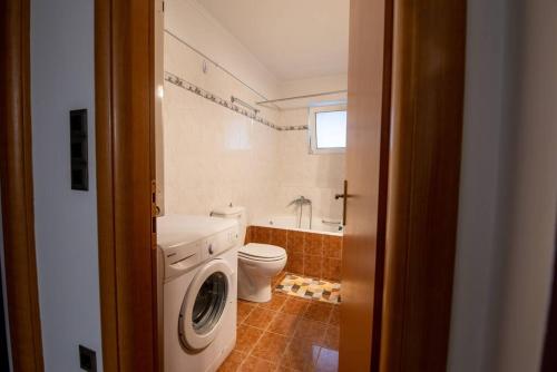 Ένα μπάνιο στο Alexandros Apartments 2