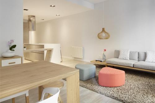 Soraluxe by FeelFree Rentals