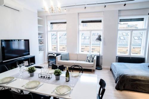 Stunning new central home near Basilica