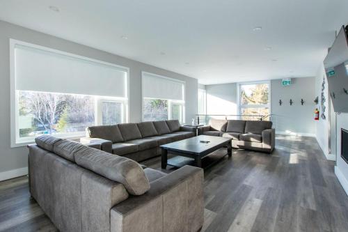 Zona de estar de 107 Birchview Trail