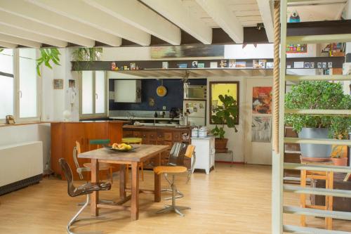 Photo de la galerie de l'établissement Maison sur cour, à Paris