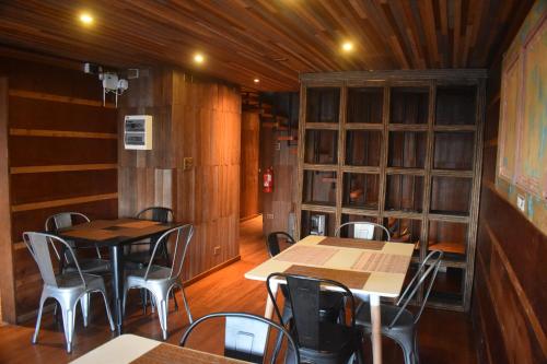 Ein Sitzbereich in der Unterkunft Estación Hostel