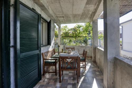 Apartments by the sea Rogoznica - 20165
