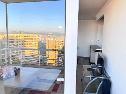 Apartamento con balcón con vistas a la ciudad en VISTA AL MAR, en Viña del Mar
