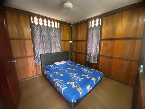 Легло или легла в стая в Ayem Homestay Parit Raja Darat