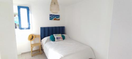 Un pedacito de Santorini Grecia en Mendoza, Un oasis en la ciudad, Chalet con piscina