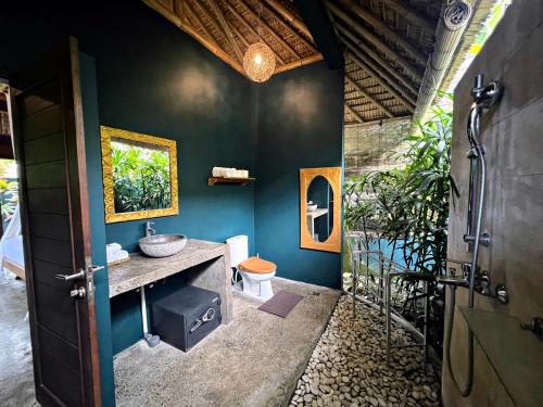 Koupelna v ubytování Joyously Raw Villas - Free Room Upgrade Subject to Availability