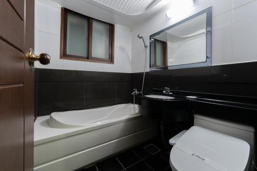 Koupelna v ubytování Hotel Gaya