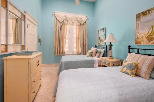 Säng eller sängar i ett rum på Beachview 913 - Oceanfront - St Simons Island GA