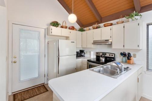 486 Cedar Walk – Photos 4