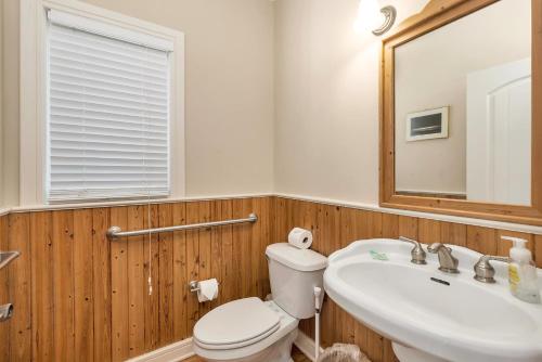 742 Oglethorpe – Photos 5