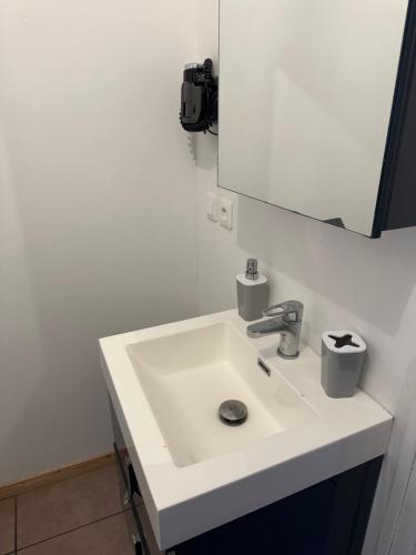 Φωτογραφία από το άλμπουμ του Appartement Granville στο Γκρανβίλ